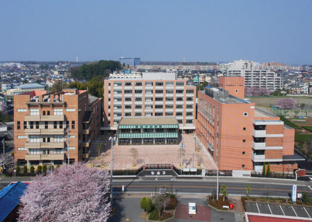 「【校長インタビュー】多様な挑戦を後押しする！狭山ヶ丘高等学校の校長先生に聞くQ&A」のサムネイル